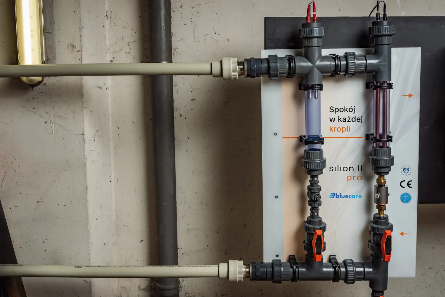 Generator jonów srebra i miedzi wspierający działanie systemu SafeFlow.